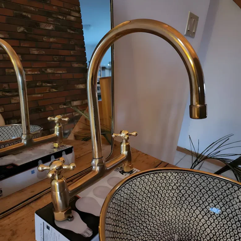 vanity faucets